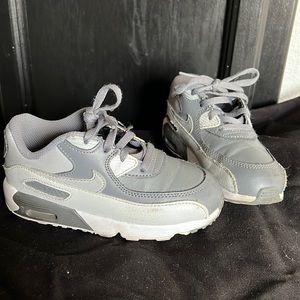 Boy’s Nike Air Max size 10K